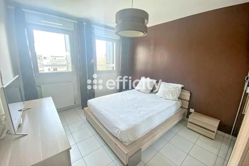 Appartement - 73 m² - 4 pièces