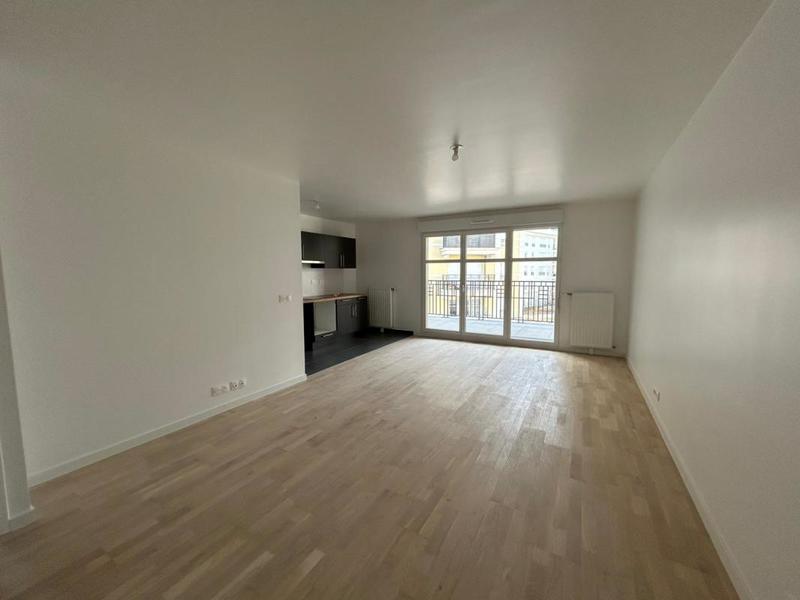 Appartement - 90 m² - 4 pièces