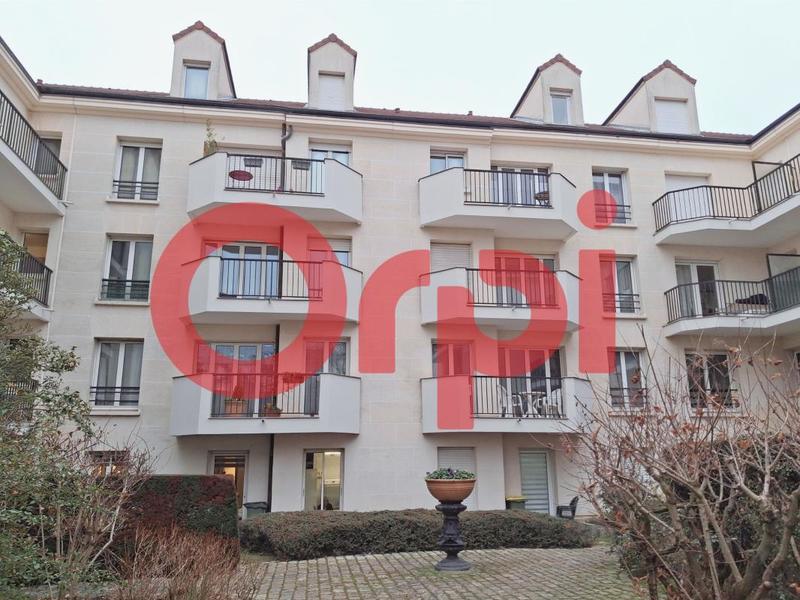 Appartement - 90 m² - 4 pièces