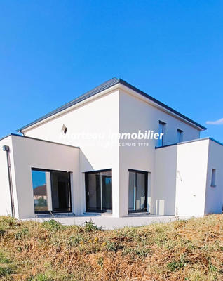 Maison - 145 m² - 7 pièces