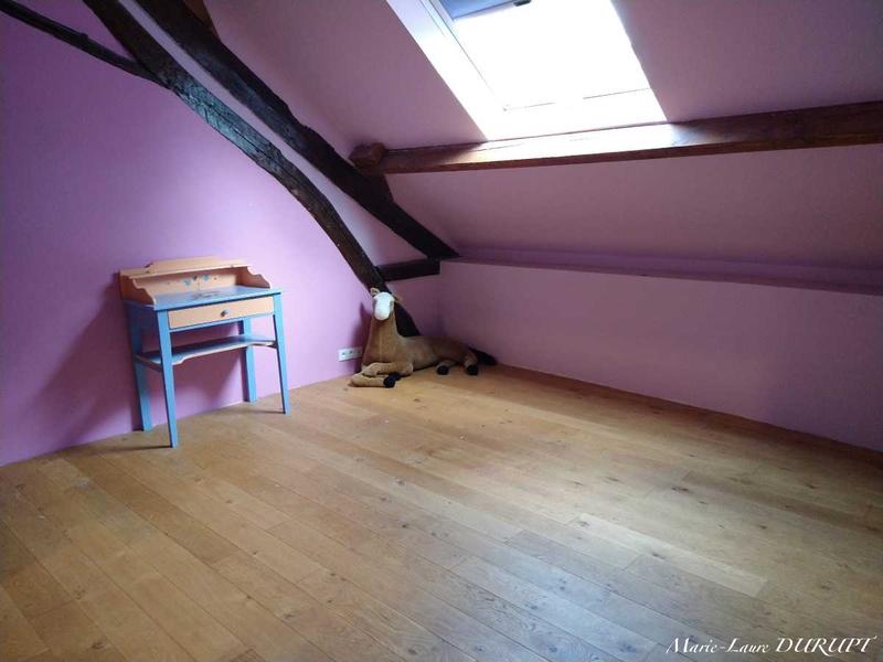 Maison - 220 m² - 7 pièces