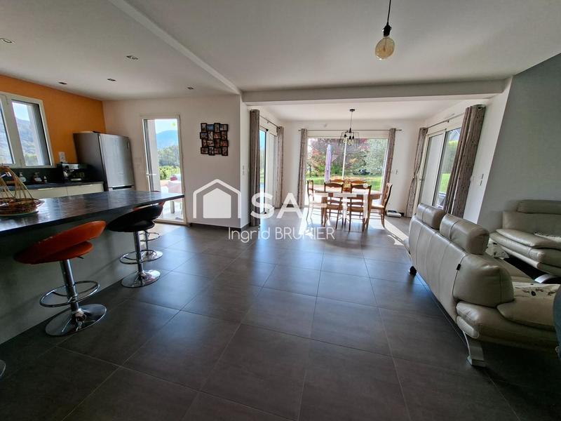 Villa - 170 m² - 5 pièces