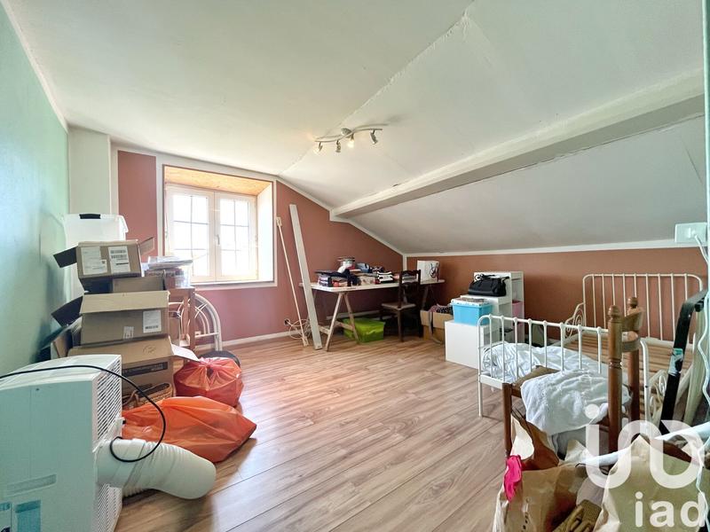 Maison - 150 m² - 9 pièces