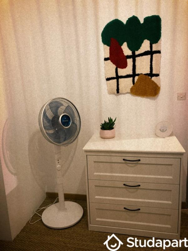 Chambre - 10 m² - 1 pièce