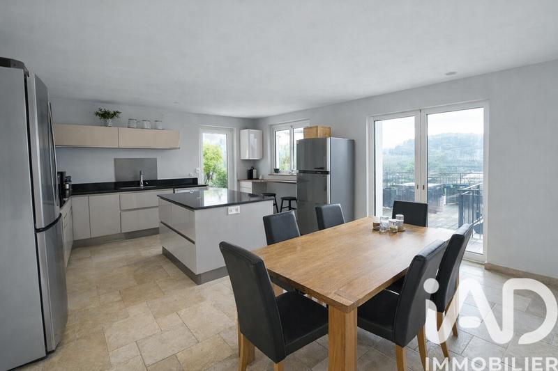 Maison - 131 m² - 4 pièces