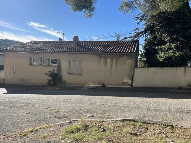 Maison - 82 m² - 6 pièces