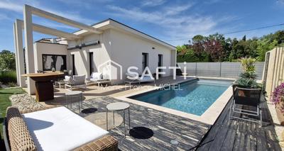 Maison - 130 m² - 5 pièces