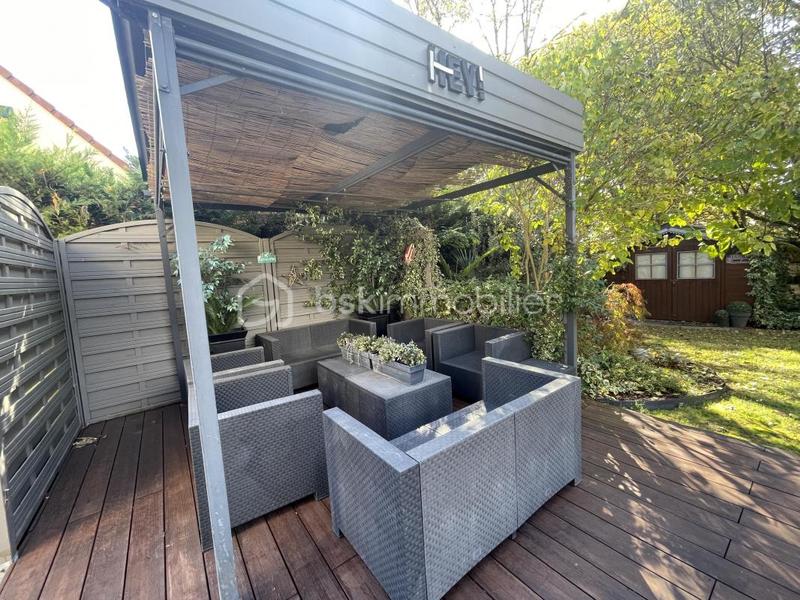 Maison - 185 m² - 7 pièces