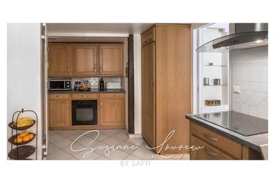 Villa - 253 m² - 10 pièces