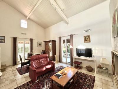 Maison traditionnelle - 113 m² - 4 pièces