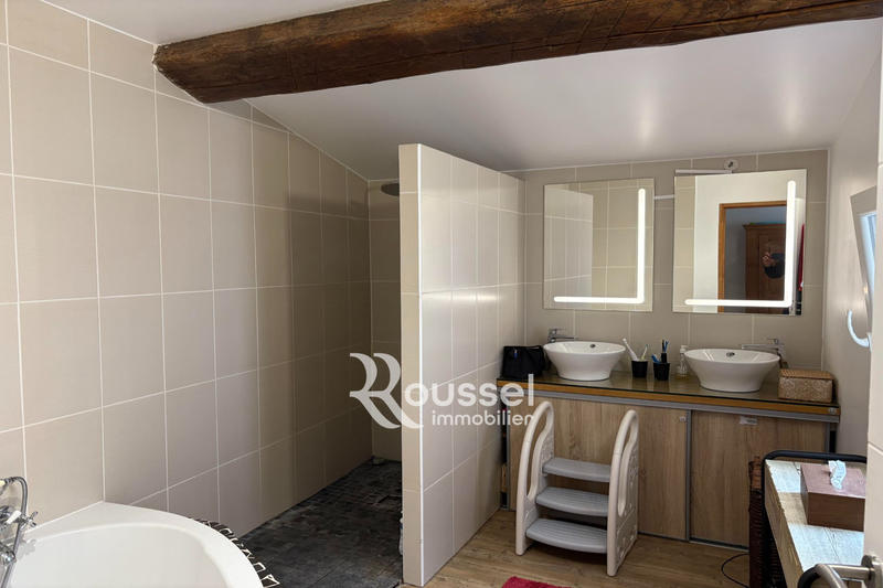 Appartement - 103 m² - 4 pièces