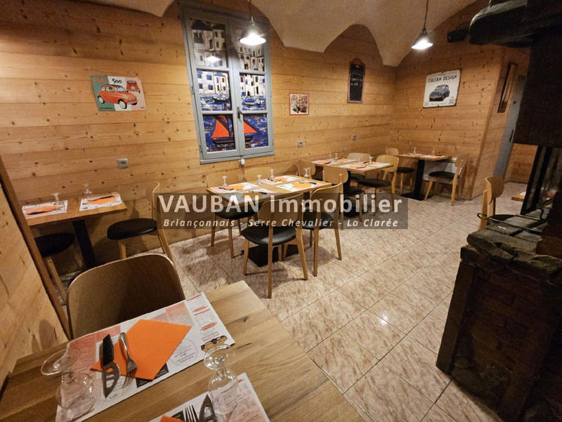 Fonds de commerce - Magasins - 102 m²