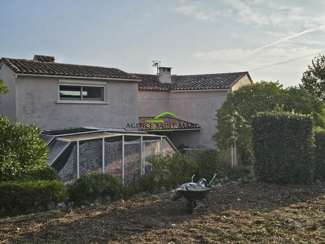 Maison - 158 m² - 7 pièces