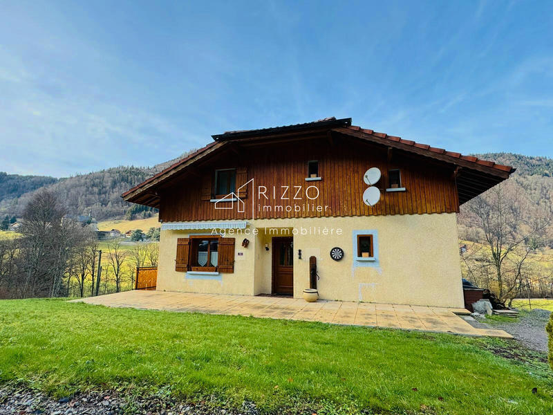 Maison - 163 m² - 5 pièces