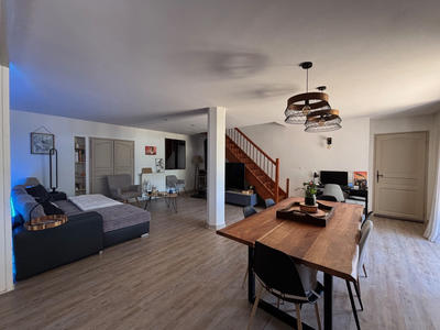 Maison - 160 m² - 6 pièces