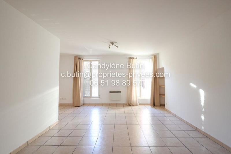 Propriété - 297 m² - 14 pièces