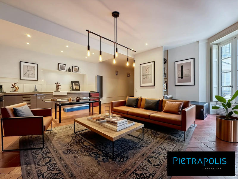 Appartement - 79 m² - 3 pièces