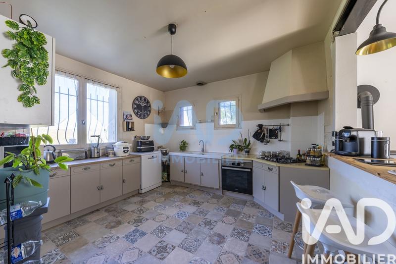 Maison - 145 m² - 6 pièces