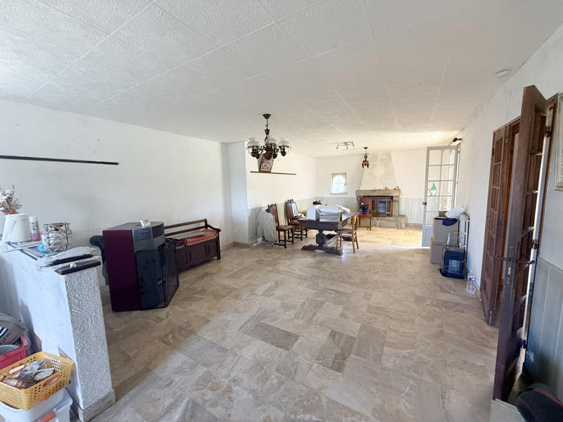 Maison - 264 m² - 15 pièces