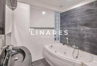 Appartement - 102 m² - 4 pièces