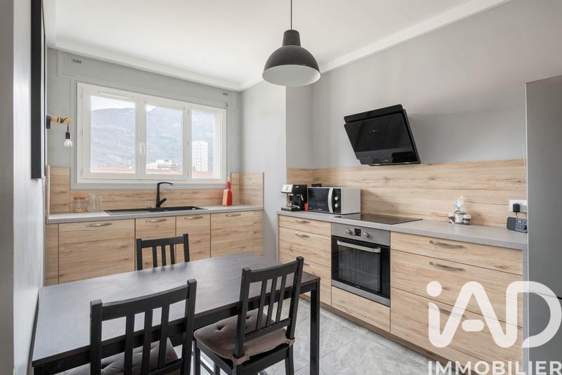 Appartement - 112 m² - 4 pièces