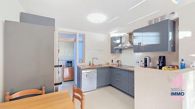 Appartement - 85 m² - 4 pièces