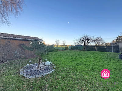 Maison - 102 m² - 5 pièces