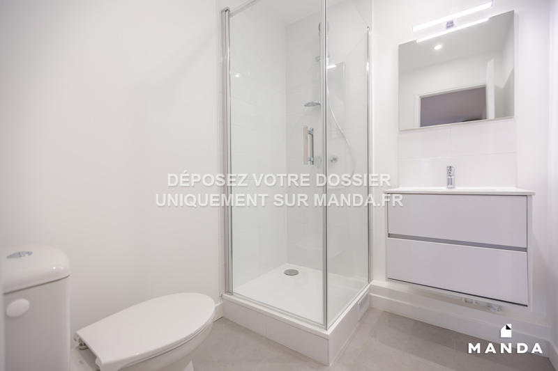 Chambre - 10 m² - 5 pièces