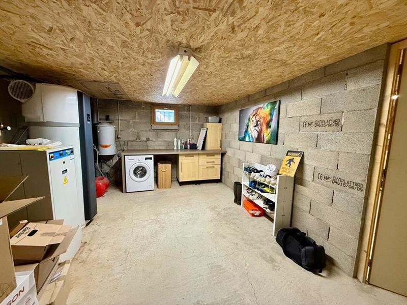 Maison - 93 m² - 5 pièces