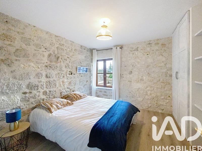 Maison - 210 m² - 6 pièces