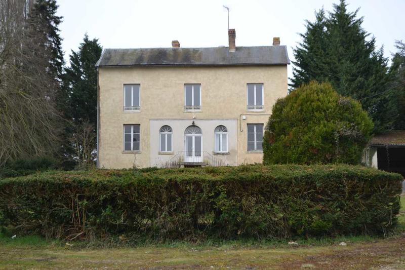 Maison - 186 m² - 16 pièces