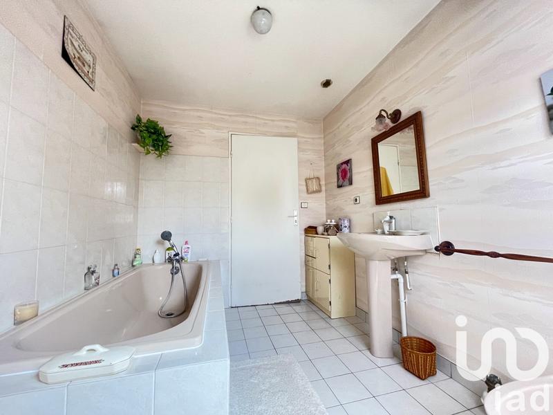 Maison - 140 m² - 6 pièces