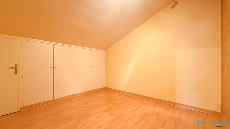 Villa - 181 m² - 7 pièces