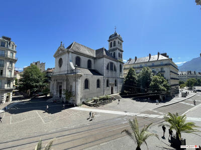 Appartement - 136 m² - 4 pièces