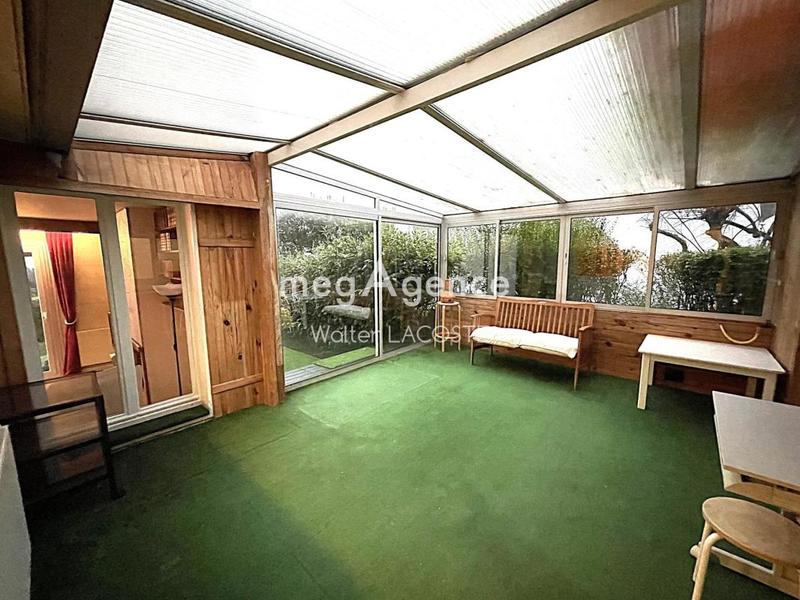 Maison traditionnelle - 179 m² - 6 pièces