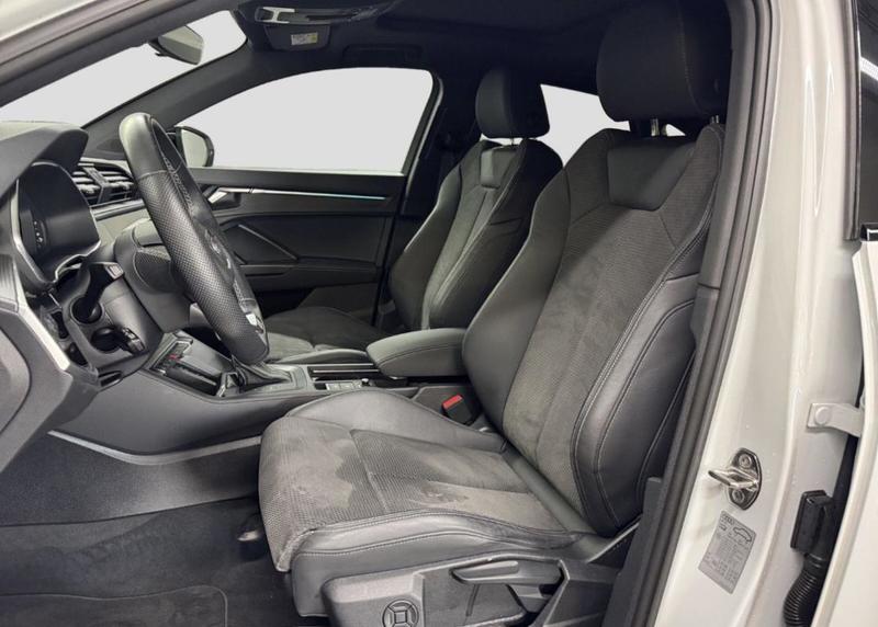 Audi Q3 Sportback 45 TFSIe 245 Hybride Rechargeable / Toit Ouvrant Volant Méplat Coffre Elec Keyless Pack Ambiance Led