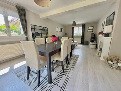 Pavillon - 93 m² - 4 pièces