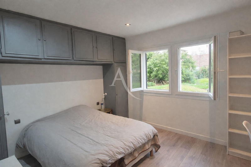 Maison - 104 m² - 5 pièces