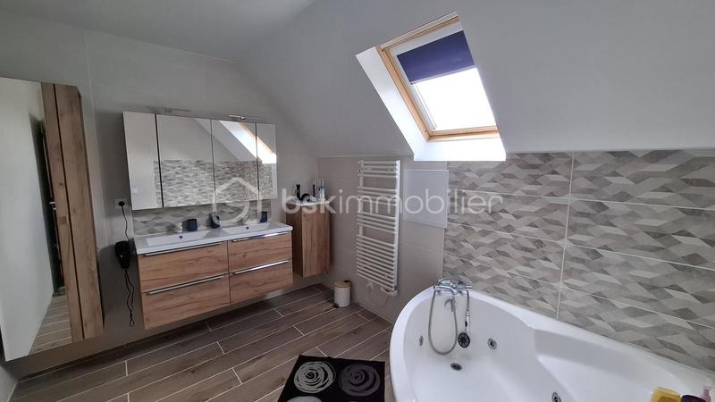 Pavillon - 137 m² - 6 pièces