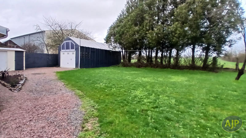 Maison - 106 m² - 5 pièces