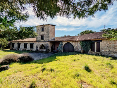 Maison - 200 m² - 7 pièces