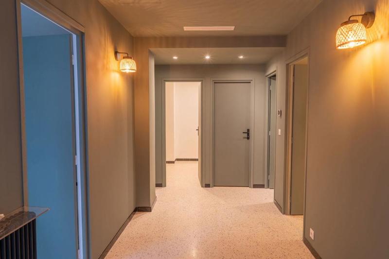 Bureau - 56 m² - 4 pièces