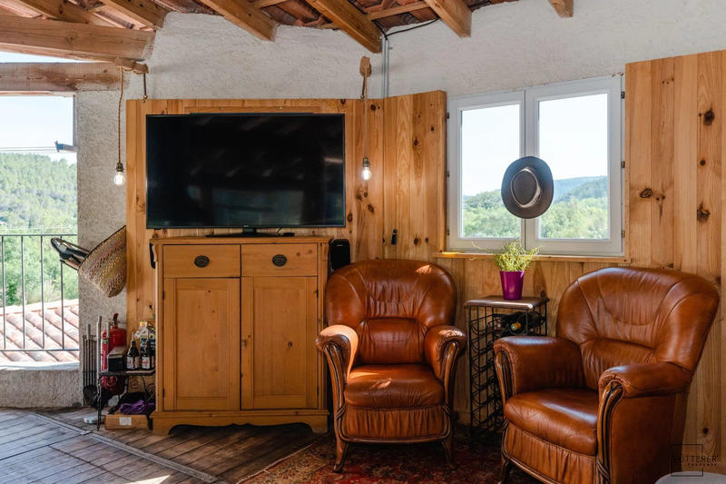 Maison - 355 m² - 12 pièces