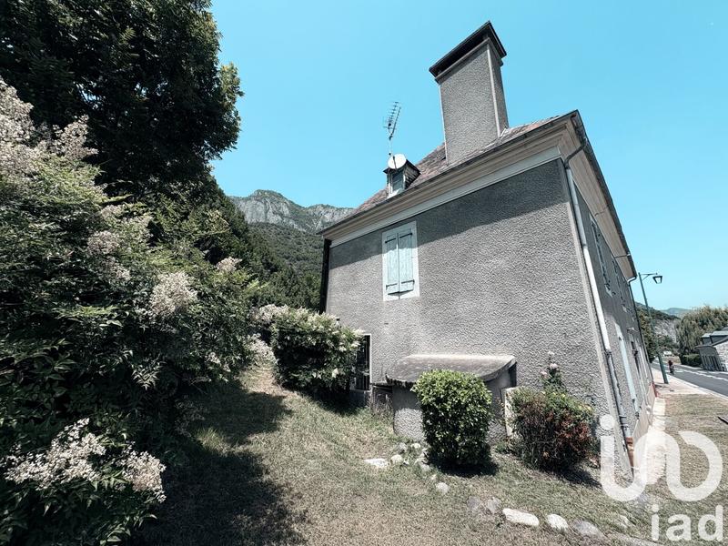 Maison de village - 177 m² - 8 pièces