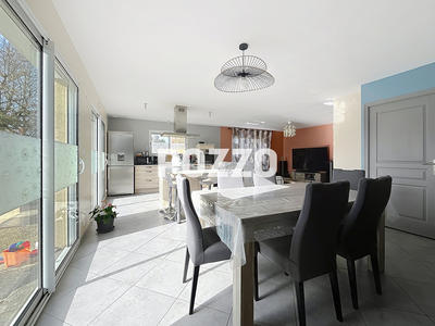 Maison - 100 m² - 5 pièces