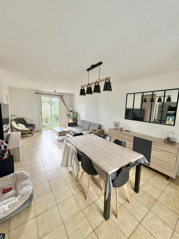 Maison - 85 m² - 4 pièces