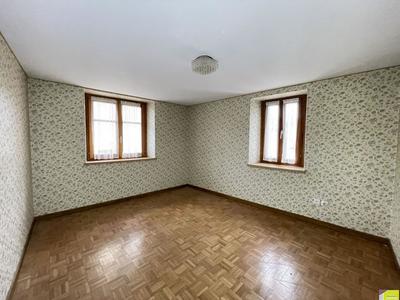 Maison traditionnelle - 100 m² - 6 pièces