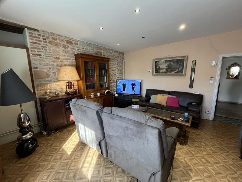 Maison - 92 m² - 4 pièces