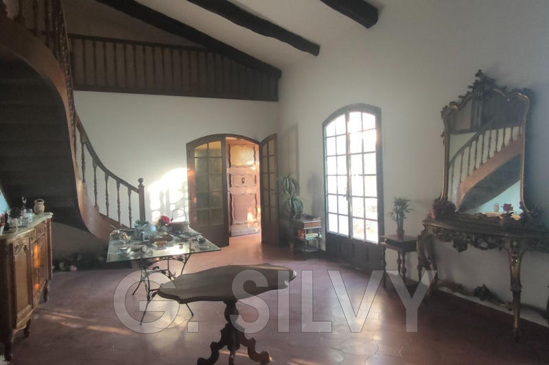 Maison - 140 m² - 4 pièces