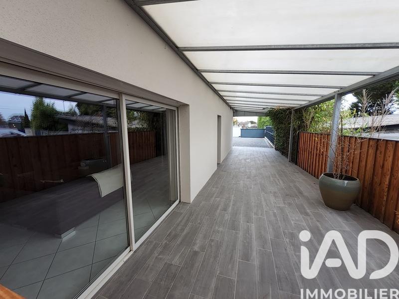 Maison - 206 m² - 8 pièces